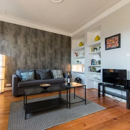 Trendy & Lightfull Apartment *