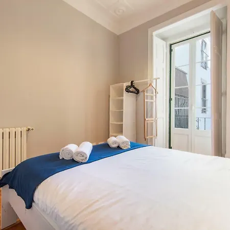 Trendy & Lightfull Apartment *